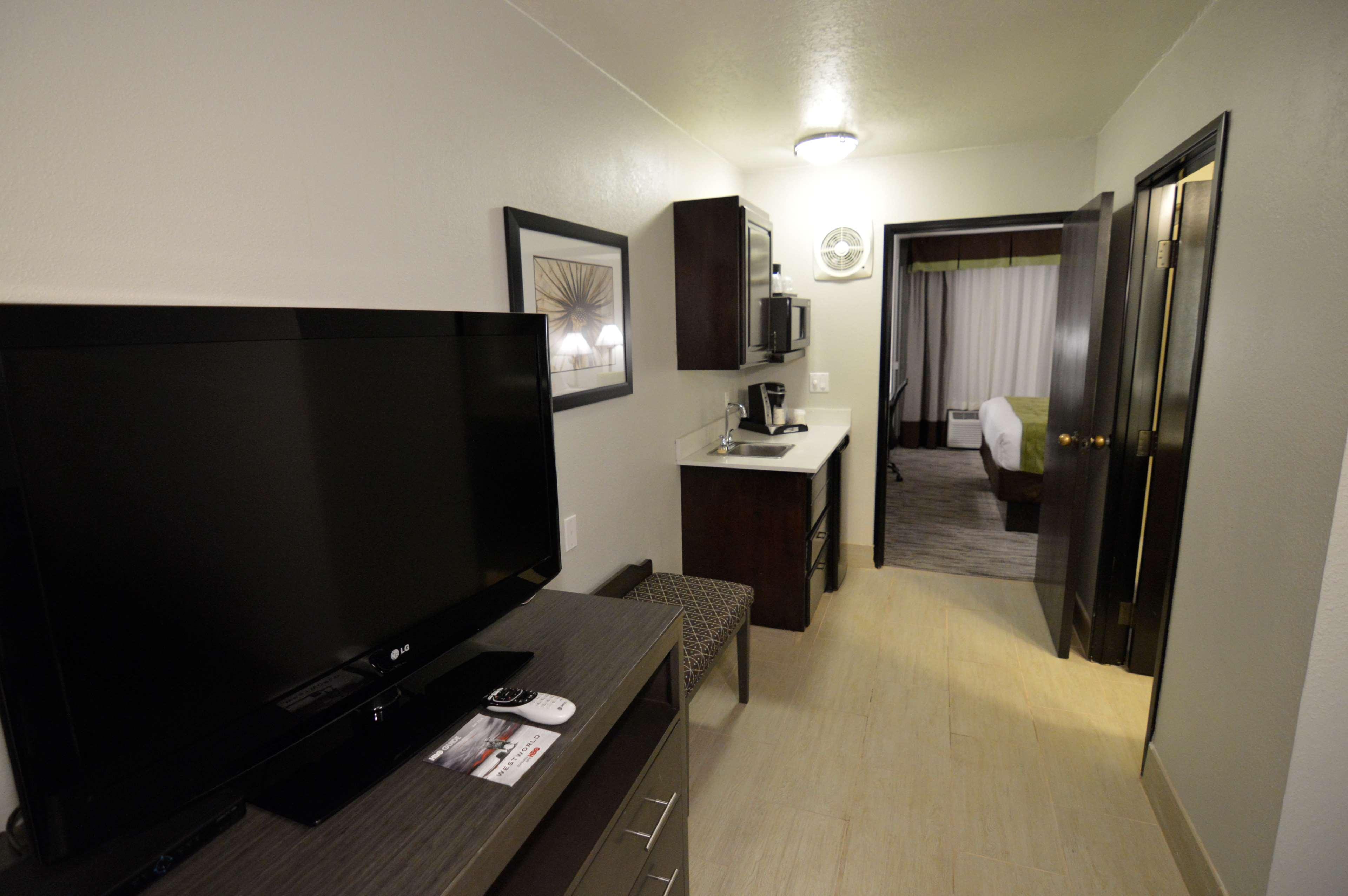 Best Western Plus Liberal Hotel&Suites Exterior foto