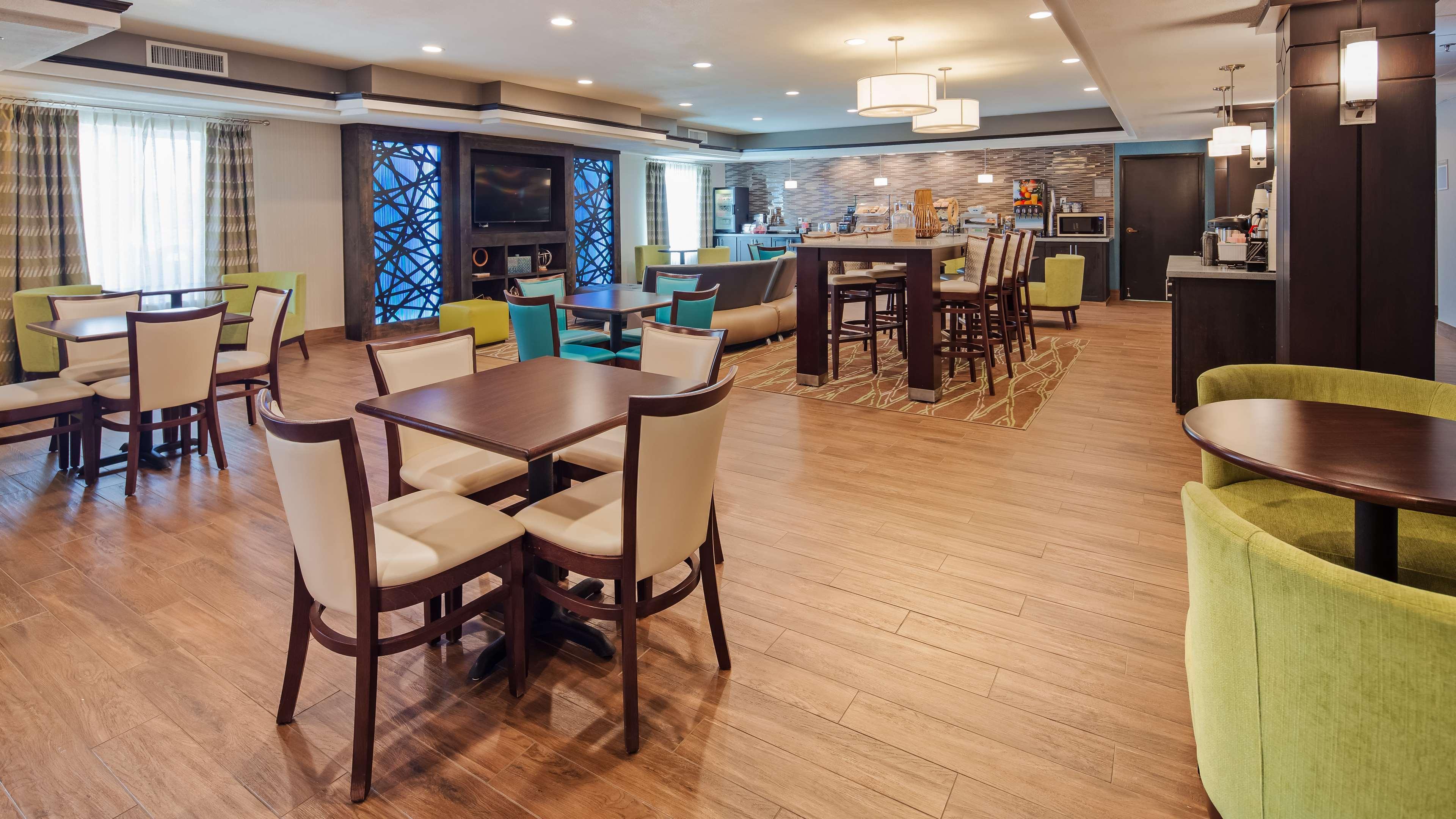 Best Western Plus Liberal Hotel&Suites Exterior foto