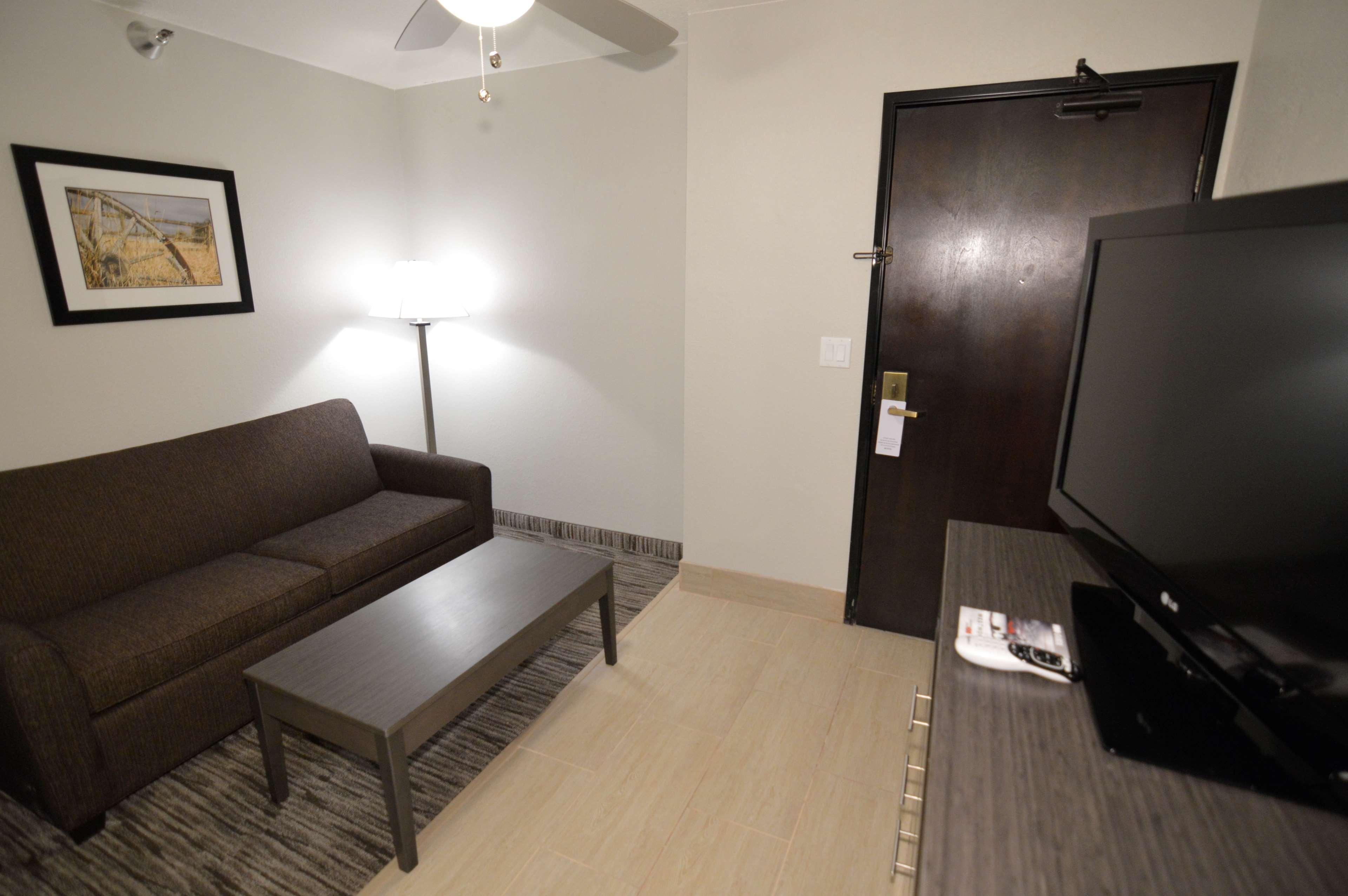 Best Western Plus Liberal Hotel&Suites Exterior foto