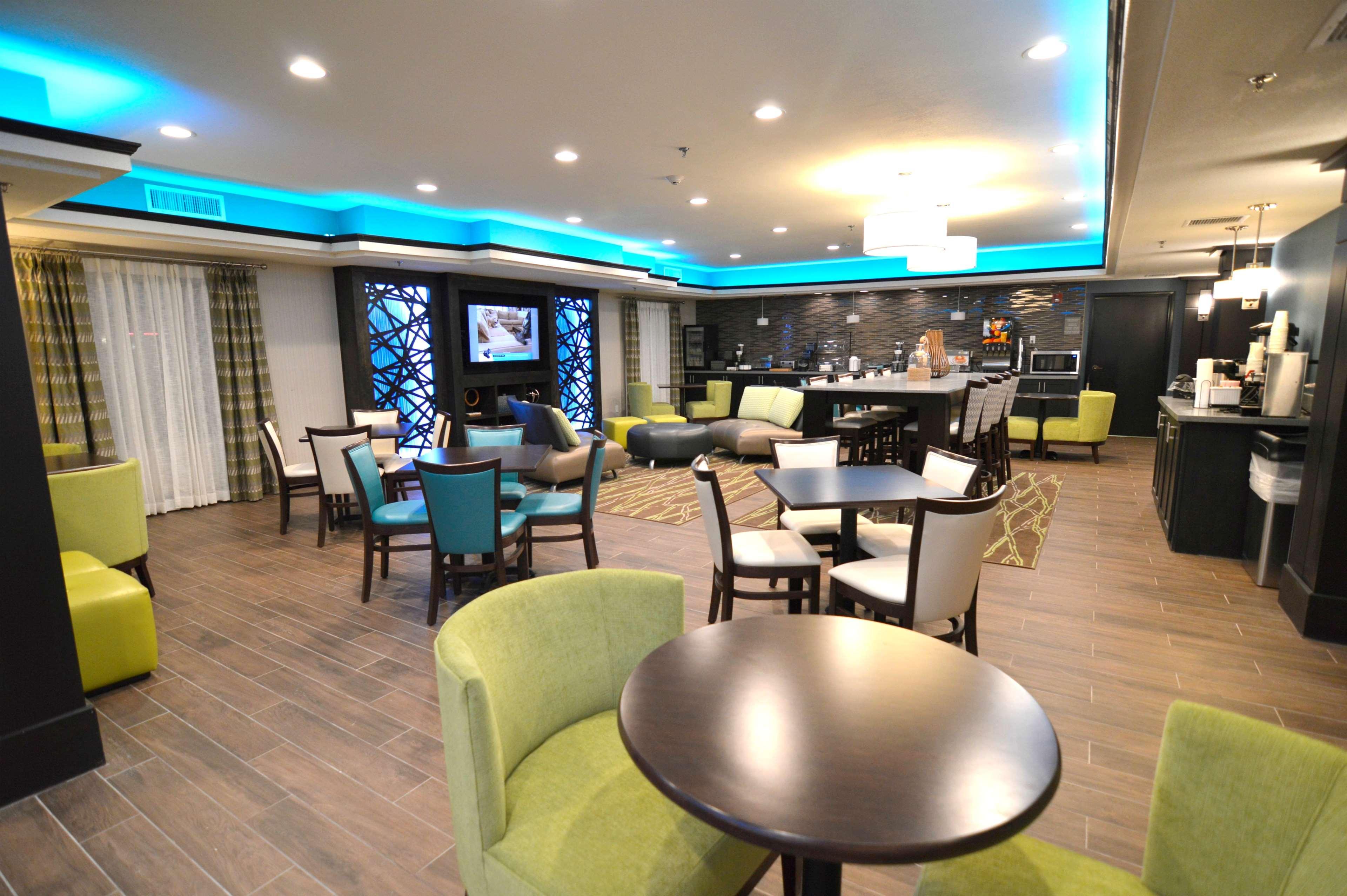 Best Western Plus Liberal Hotel&Suites Exterior foto